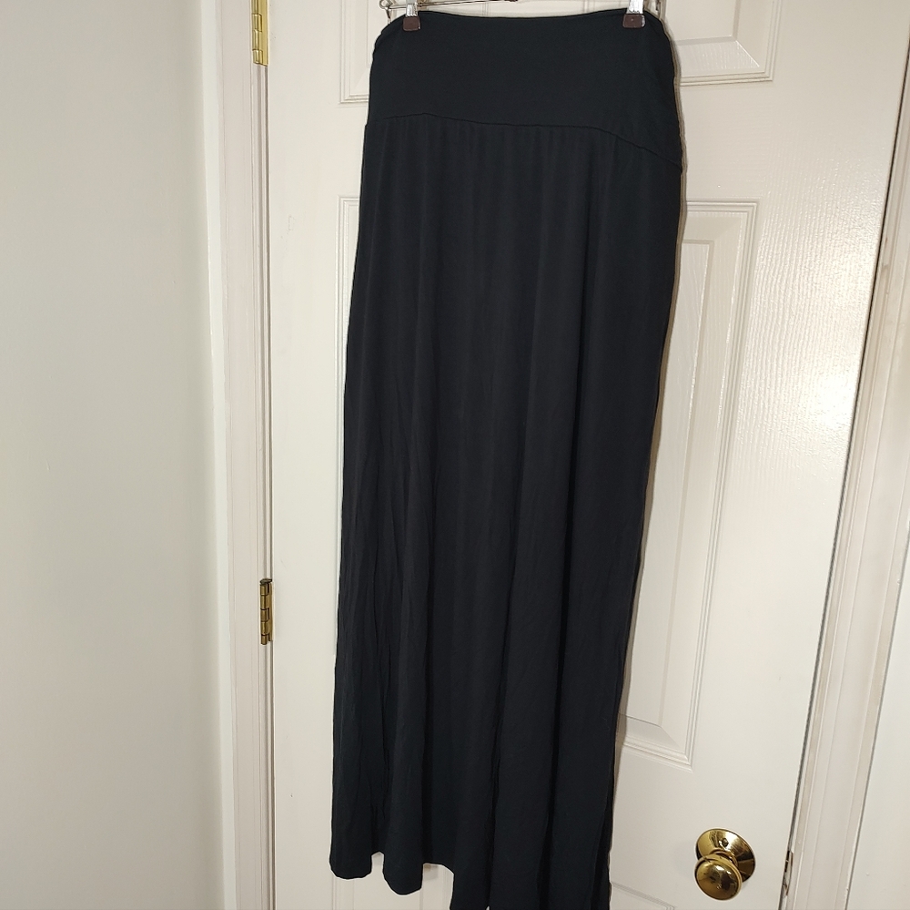 Stretchy Black Maxi Skirt
